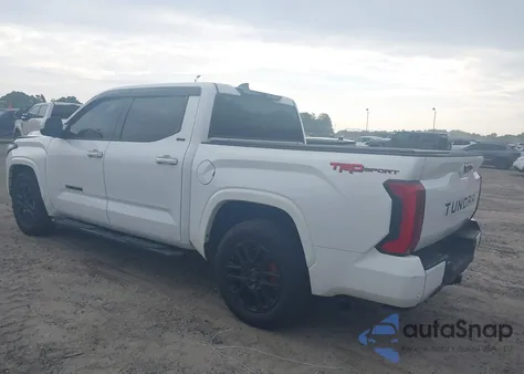 2022 Toyota Tundra Sr5 z USA, uszkodzony, nr VIN 5TFLA5AB5NX013672